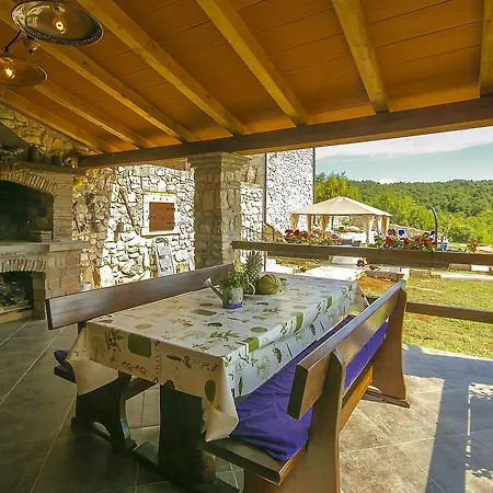 Haus Natura Villa Raša